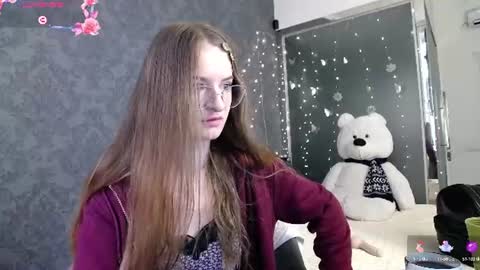 Snapshot of kate_jonson chatting on June 12, 6:56 am .Be kind and gentle with me and I will do my best for you. online show from June 12, 6:56 am