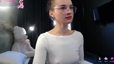 Snapshot of kate_jonson chatting on June 16, 7:11 am .Be kind and gentle with me and I will do my best for you. online show from June 16, 7:11 am