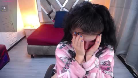 Snapshot of kate_lawrence_ chatting on February 28, 9:04 am kate_lawrence_ online show from February 28, 9:04 am