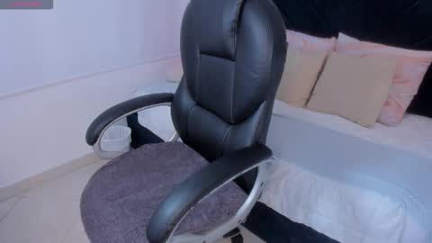 kate lua online show from January 7, 12:07 pm