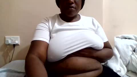 Snapshot of kate_melody5 chatting on June 25, 5:23 am kate_melody5 online show from June 25, 5:23 am