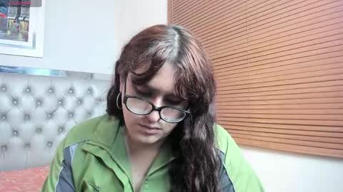 Snapshot of kate_pickman chatting on May 23, 5:01 am kate online show from May 23, 5:01 am