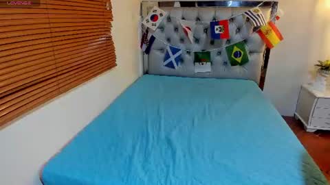 Snapshot of kate_pickman chatting on July 15, 3:01 am kate online show from July 15, 3:01 am