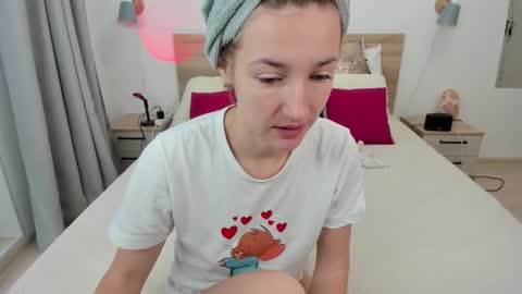 kate_redgar online show from January 16, 10:08 am