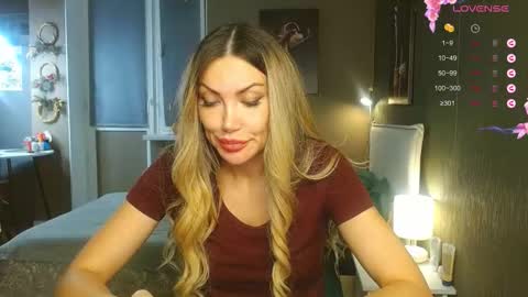 Therapist online show from November 22, 3:11 pm