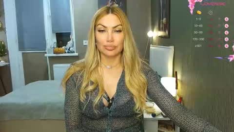 Therapist online show from February 9, 6:34 pm