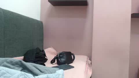 Kari online show from November 10, 2:16 pm