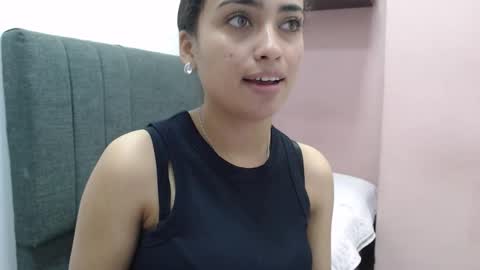 Kari online show from November 21, 1:32 pm