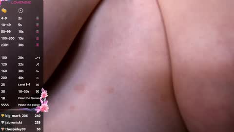 Snapshot of kate_swon chatting on February 11, 5:47 am Kate online show from February 11, 5:47 am