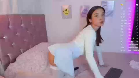 Snapshot of kate_the_bitch2 chatting on September 13, 4:45 am kate_the_bitch2 online show from September 13, 4:45 am