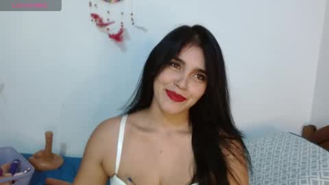 Snapshot of kateangelly chatting on May 15, 9:11 pm kateangelly online show from May 15, 9:11 pm