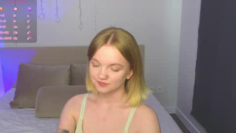 katebunnys online show from May 10, 11:15 am
