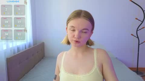 katebunnys online show from June 18, 4:13 am