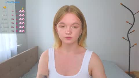 katebunnys online show from July 8, 11:15 am