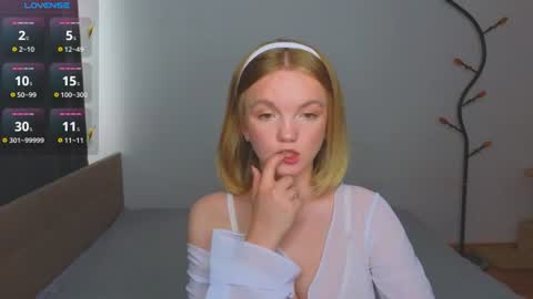 katebunnys online show from July 26, 11:06 am