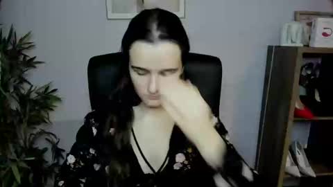 Kate  online show from January 26, 6:37 pm