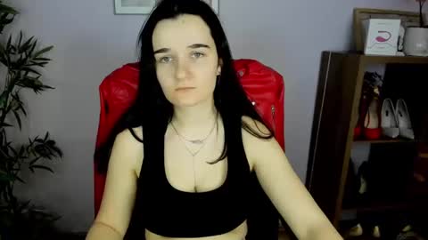 Kate  online show from March 2, 7:32 am