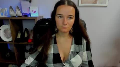 Kate  online show from September 14, 6:34 am