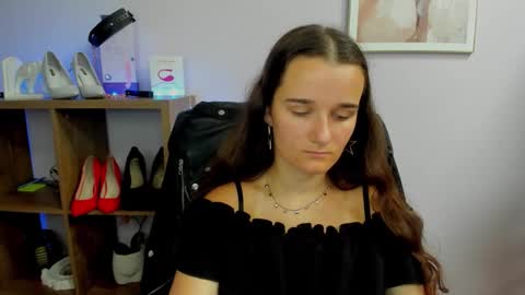 Kate  online show from September 20, 6:36 am