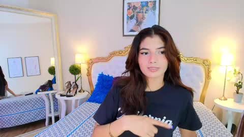 Snapshot of kateemartinez chatting on May 7, 8:03 pm katee Martinez online show from May 7, 8:03 pm