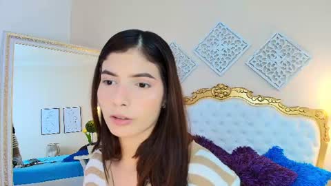 Snapshot of kateemartinez chatting on June 12, 7:24 pm katee Martinez online show from June 12, 7:24 pm