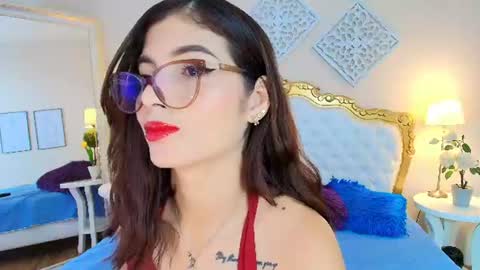 Snapshot of kateemartinez chatting on June 19, 10:24 pm katee Martinez online show from June 19, 10:24 pm