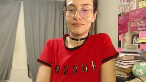 Snapshot of katehathor8 chatting on December 10, 7:05 am kate keith but here i prefer My Goddess independient model online show from December 10, 7:05 am