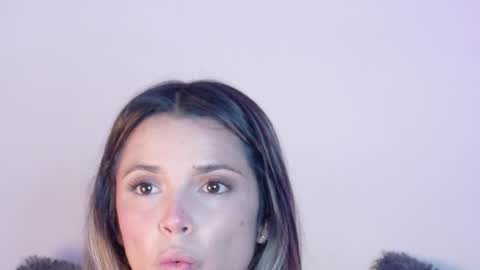 Snapshot of katejolie chatting on May 22, 4:08 am Help me with rate thanks online show from May 22, 4:08 am