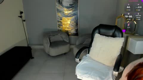 Snapshot of kateowens chatting on March 7, 10:56 am Kate Owens online show from March 7, 10:56 am