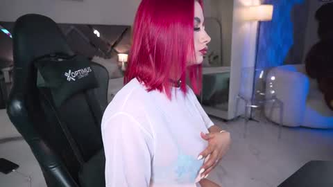  Kate Owens  online show from September 26, 10:41 am