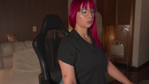  Kate Owens  online show from July 16, 11:27 am