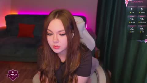 Snapshot of katerinawave chatting on July 1, 4:18 pm katerinawave online show from July 1, 4:18 pm