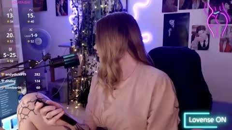 Lisa online show from February 25, 7:09 am