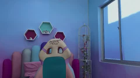 Kate Skinny  online show from December 15, 11:36 am