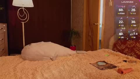 Snapshot of kateslil chatting on December 24, 6:22 am Kate online show from December 24, 6:22 am