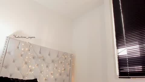 love meeee online show from December 24, 8:05 pm