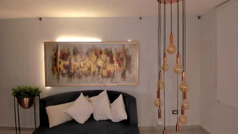 K A T E  online show from November 16, 5:46 am