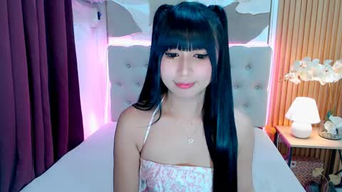 KATE online show from April 30, 9:08 pm