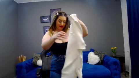 Snapshot of katewalker_ chatting on January 31, 12:28 am Kate online show from January 31, 12:28 am