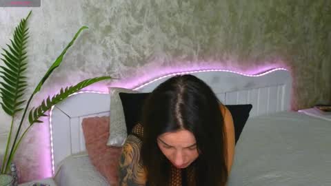 KateyRiva online show from September 18, 6:43 pm