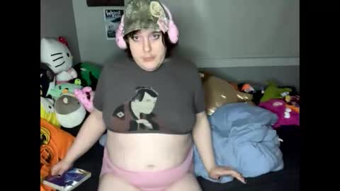 Kat from Saturn online show from February 3, 5:49 am