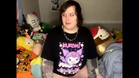 Kat from Saturn online show from February 7, 3:32 am