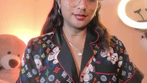 Snapshot of katharina_lopez chatting on June 9, 10:10 pm Katha online show from June 9, 10:10 pm