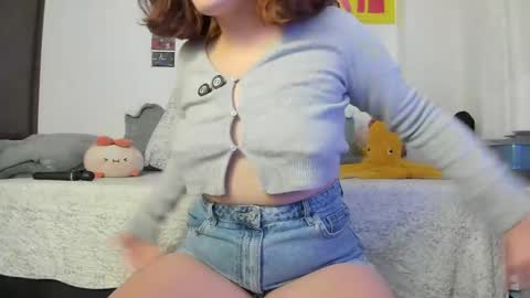 Snapshot of katheerine chatting on June 9, 3:51 am Katherine online show from June 9, 3:51 am