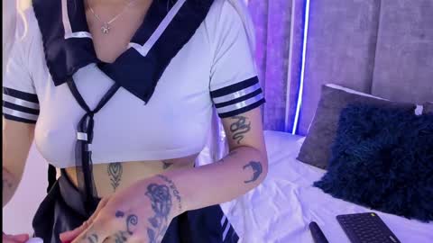 KatheGomez  online show from January 12, 1:48 pm