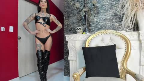 Katherin  online show from December 20, 1:47 am