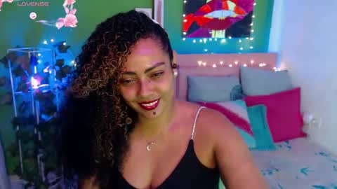 Snapshot of katherincastillo chatting on September 13, 4:23 am katherin online show from September 13, 4:23 am