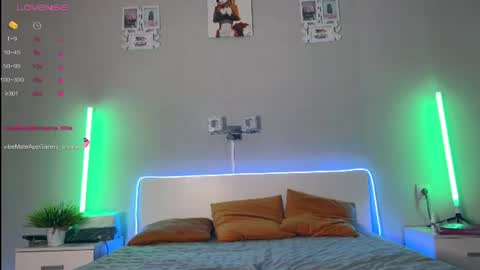 Snapshot of katherine__ross chatting on August 7, 8:49 am katherine__ross online show from August 7, 8:49 am