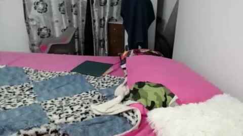 katherine_rodas2 online show from March 18, 12:47 am