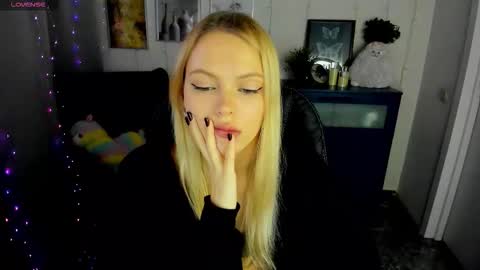 Katherine online show from October 20, 5:57 pm